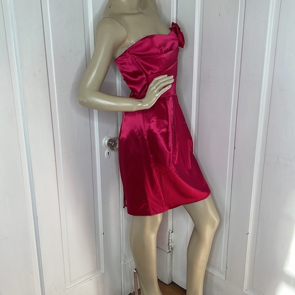 Teeze Me•Fuchsia Strapless Dress - Picture 4 of 10